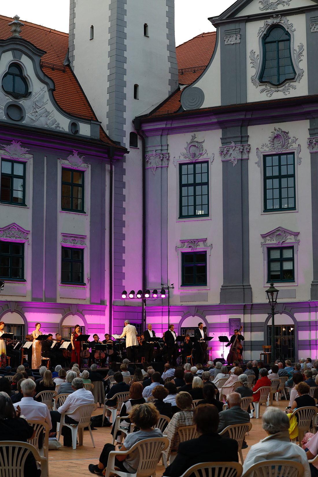 Konzerte im Fronhof - Foto Mercan Fröhlich